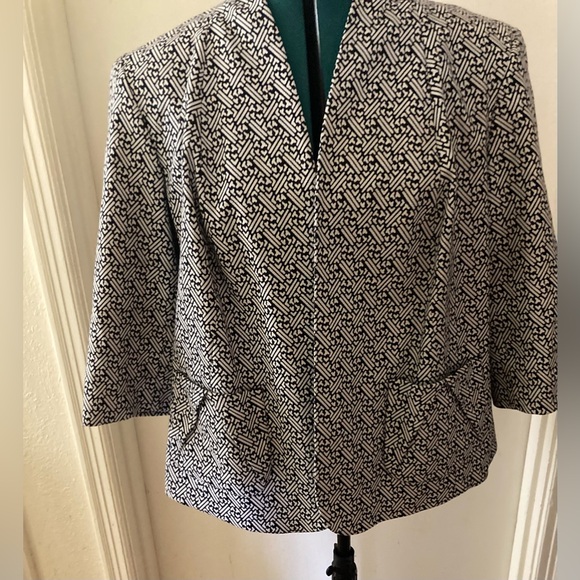 Talbots - Navy & White Jacket - Picture 1 of 4